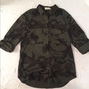 Elan camo button down roll tab shirt!